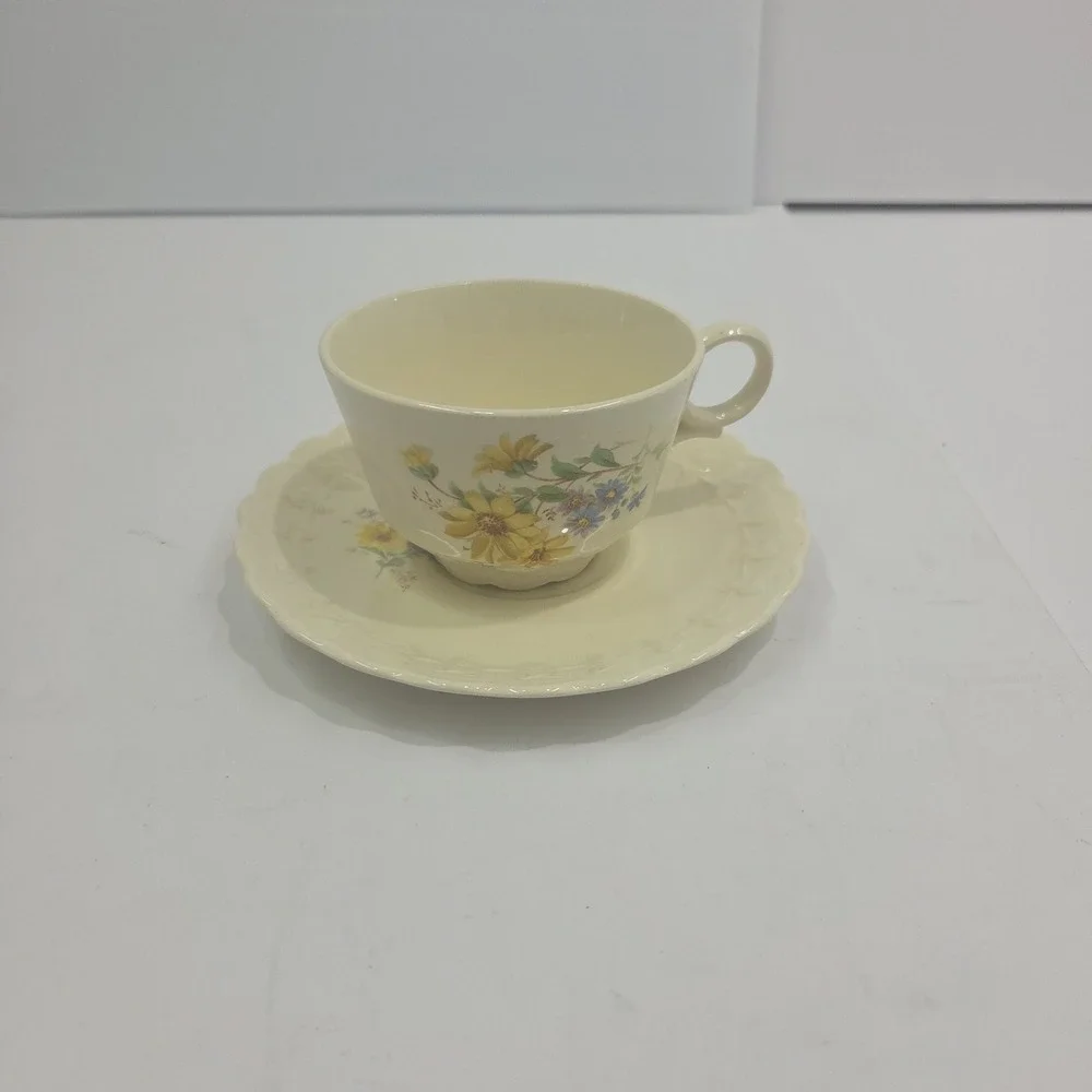 Set 11‎ Vintage Taylor Smith Taylor Everglade Teacups & Saucers Yellow Daisy